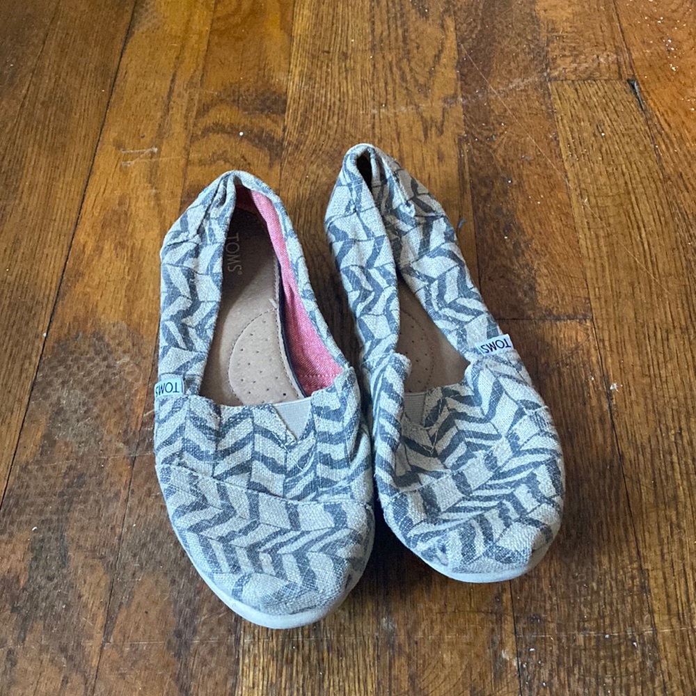 Tom’s Patterned Alpargatas (Size 7)